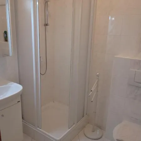 Apartment Kubu 4 Samostatny S Kuchyni *